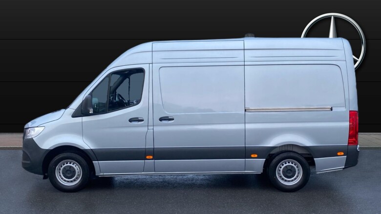Mercedes-Benz Sprinter 315Cdi L2 Diesel Rwd 3.5t H2 Pro Van 9G-Tronic